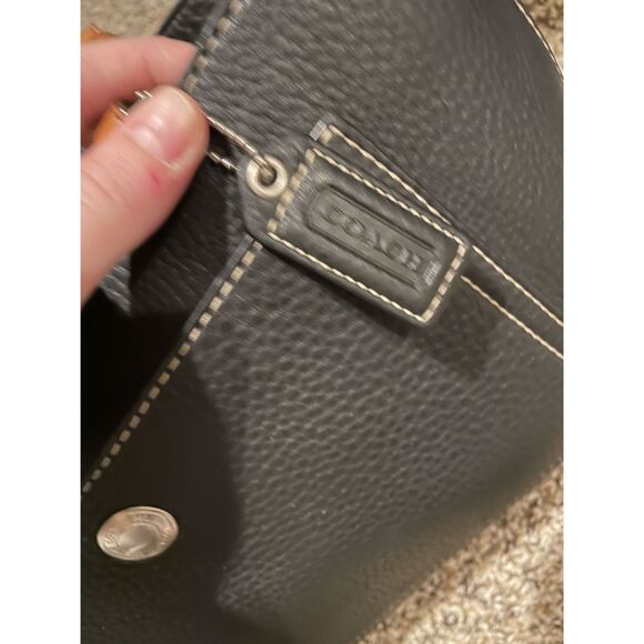 Vintage Coach Leather Purse - Picture 4 of 7